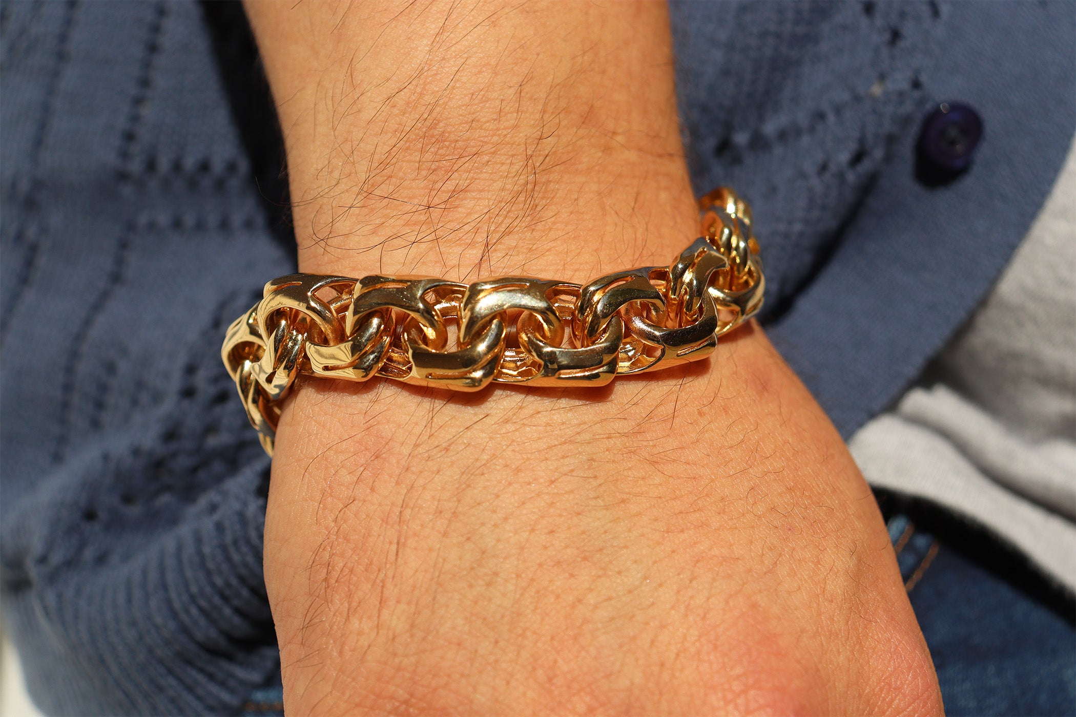 14K Gold Chino Link Bracelet with ID greek boarder